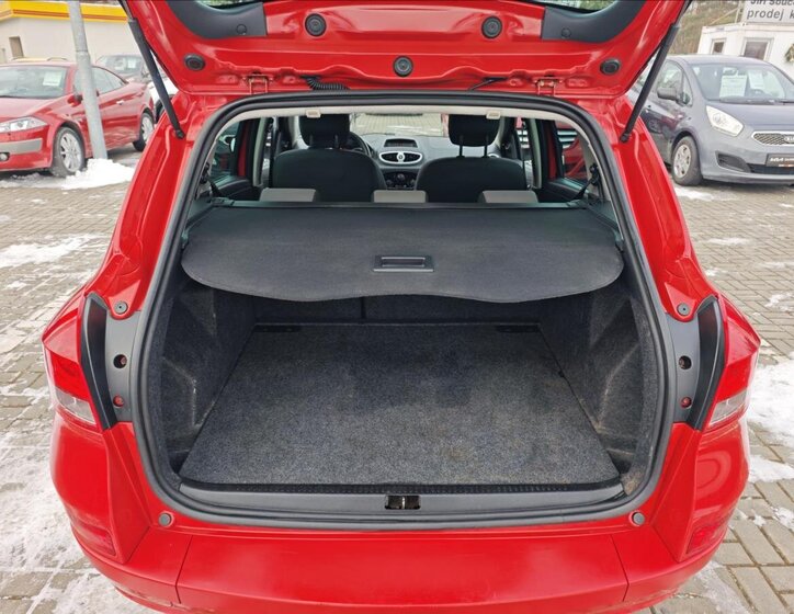 Renault Clio Kombi 1,1 l 55 kw