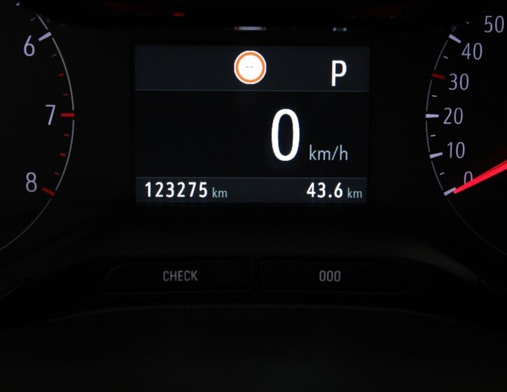 Opel Grandland X SUV / Terénní 1,2 l 96 kw