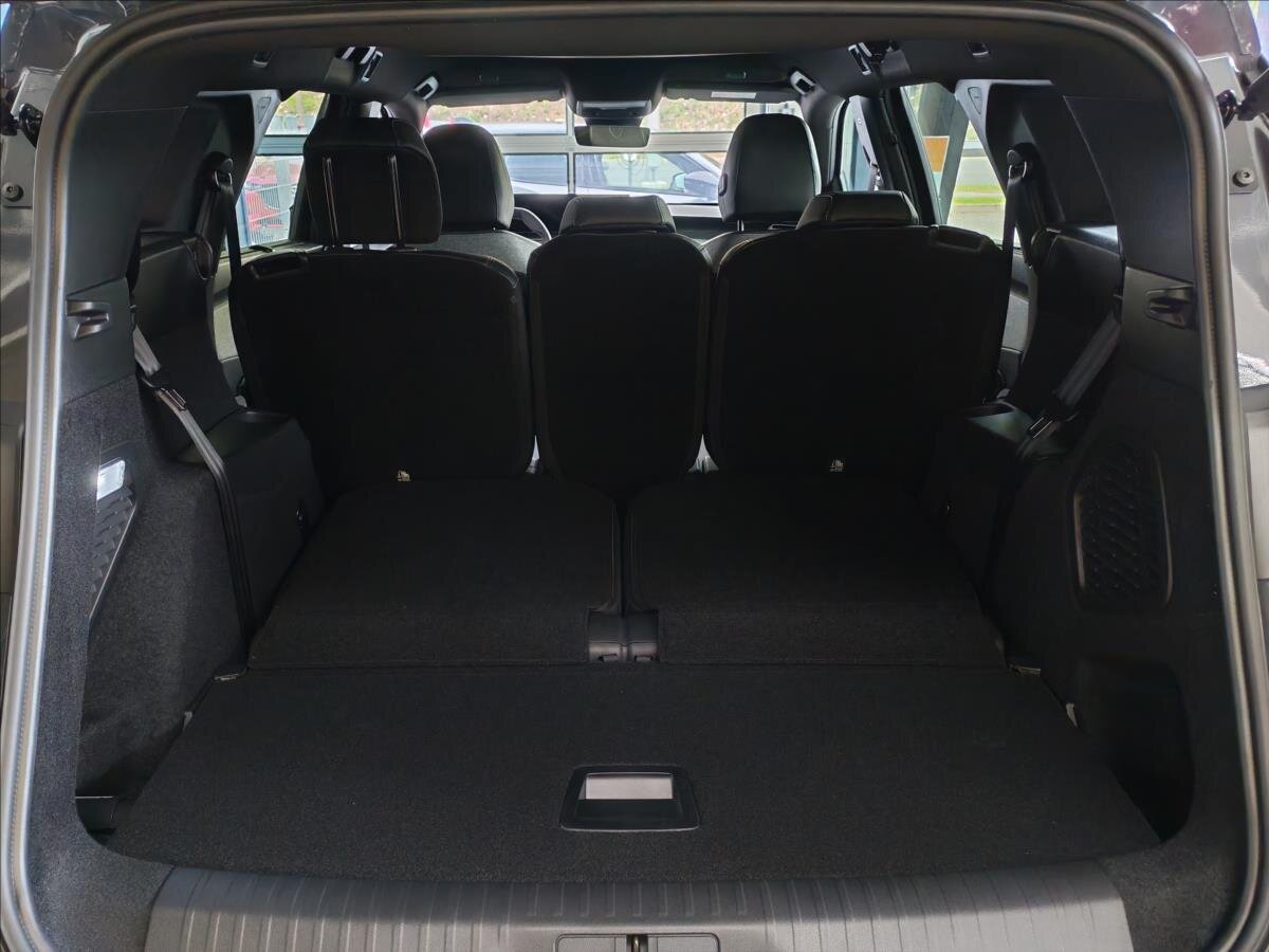 Peugeot 5008 SUV / Terénní 1,2 l 107 kw