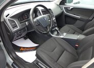Volvo XC60 SUV 2,4 l 120 kw