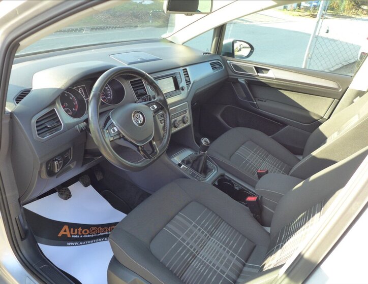 Volkswagen Golf Sportsvan Kombi 1,2 l 63 kw