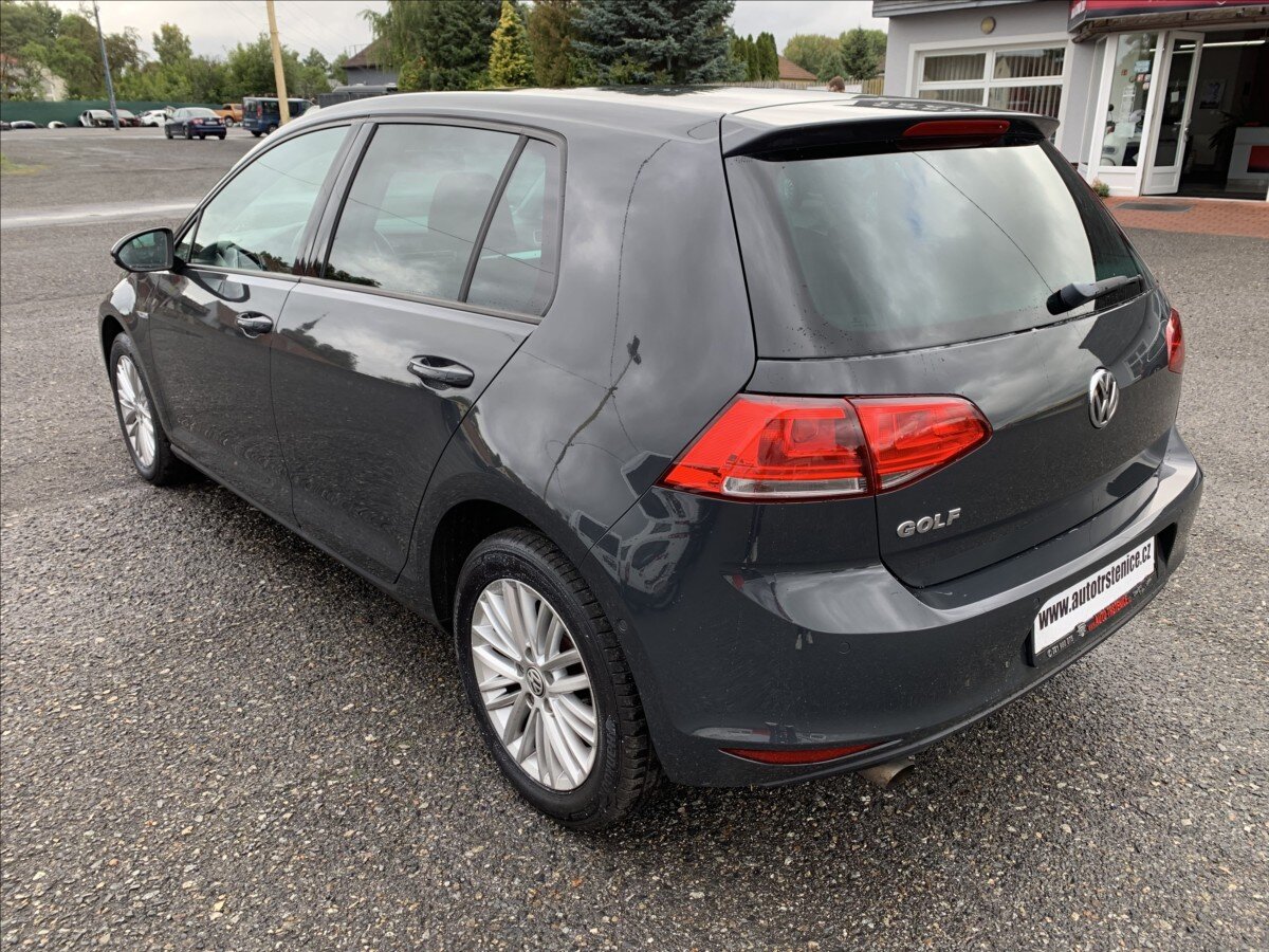 Volkswagen Golf Hatchback 1,2 l 81 kw