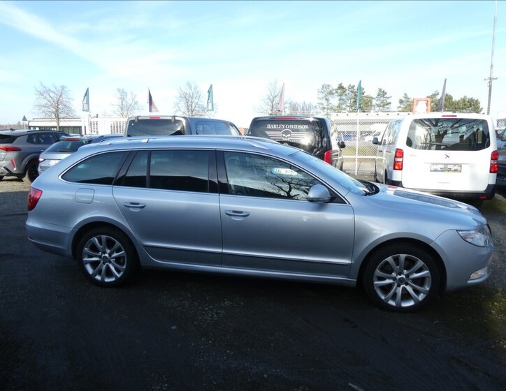 Škoda Superb Kombi 2,0 l 125 kw