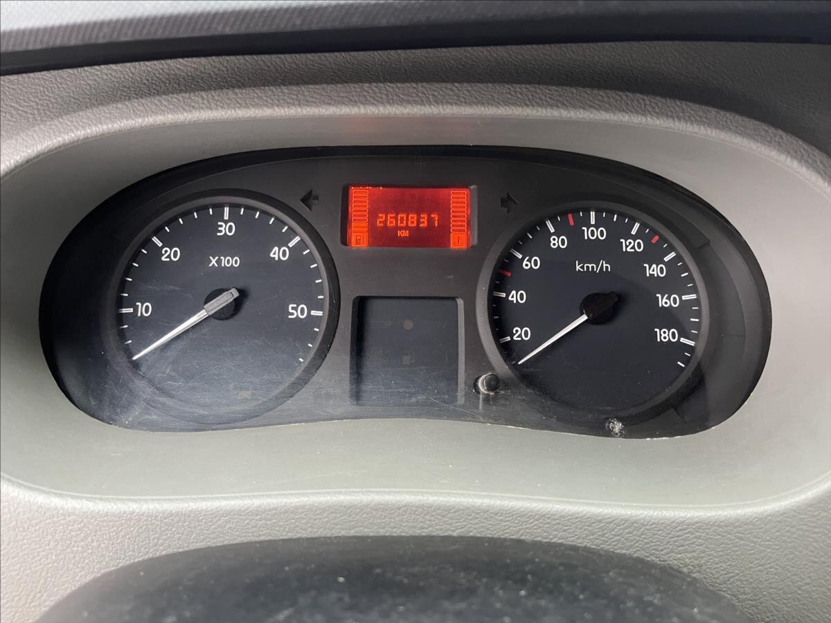 Renault Master Skříň 2,5 l 74 kw