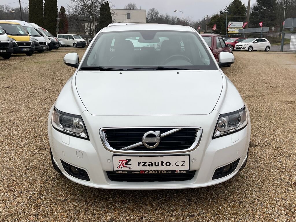 Volvo V50