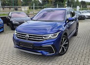 Volkswagen Tiguan 1
