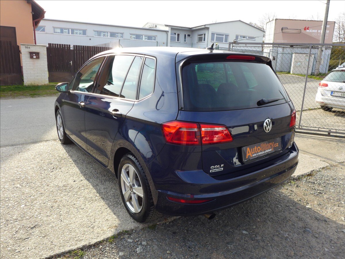 Volkswagen Golf Sportsvan Kombi 1,2 l 81 kw