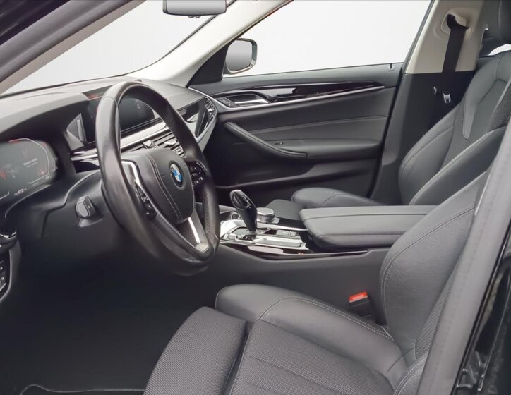 BMW Řada 5 Sedan 2,0 l 135 kw