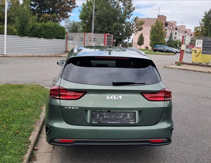 KIA Ceed 11