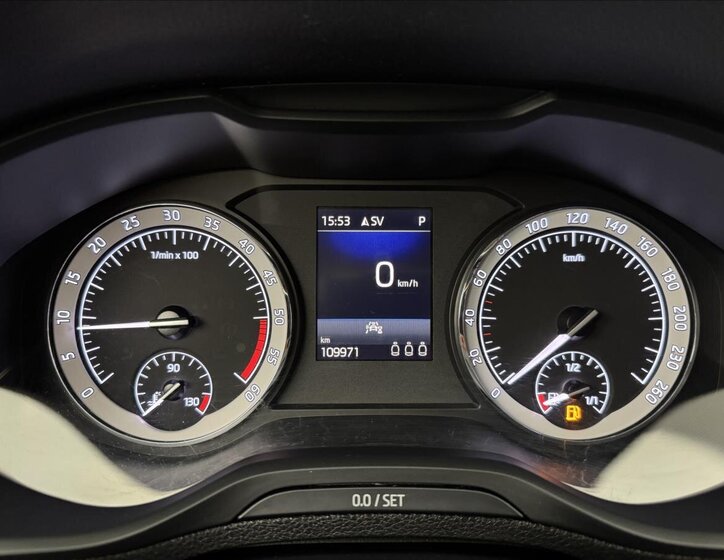 Škoda Karoq SUV / Terénní 2,0 l 110 kw