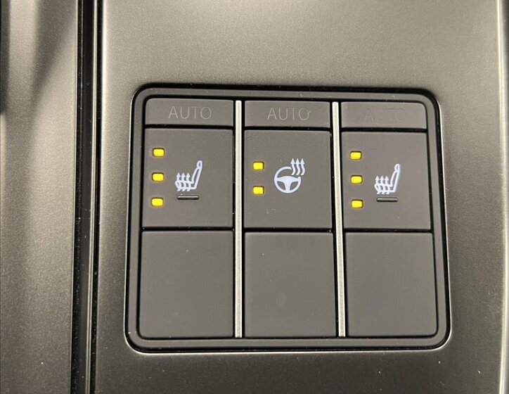 Lexus UX 300h SUV 2,0 l 146 kw