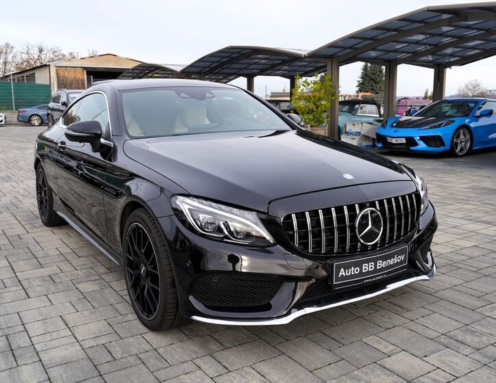 Mercedes-Benz Třídy C 8