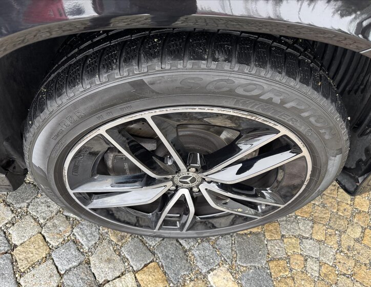 Mercedes-Benz GLE 48