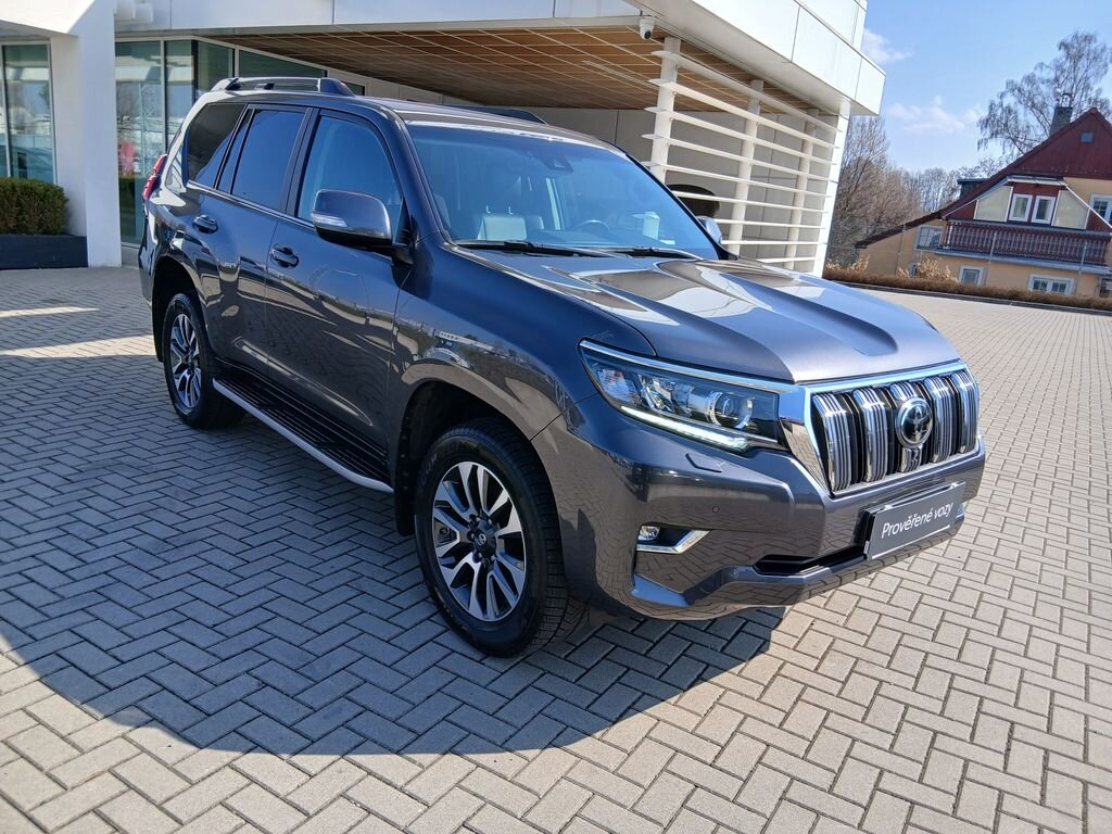 Toyota Land Cruiser SUV / Terénní 2,8 l 150 kw