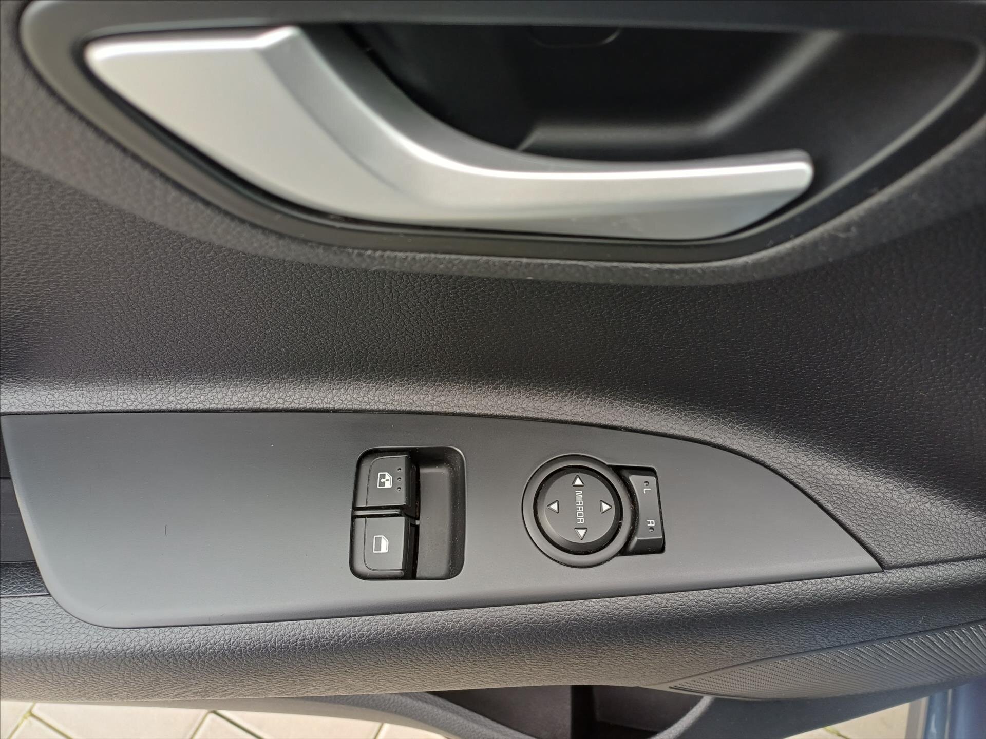 KIA Rio Hatchback 1,2 l 61 kw