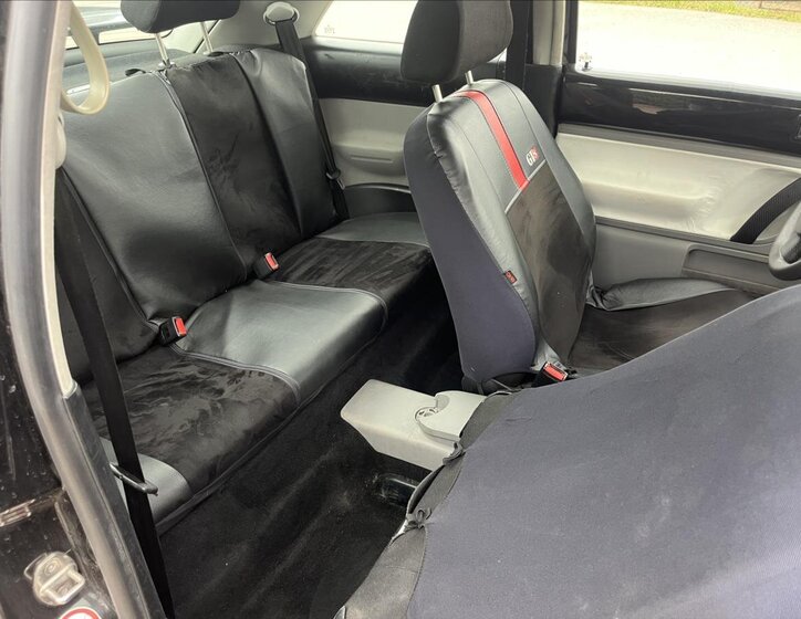 Volkswagen New Beetle Hatchback 1,6 l 74 kw