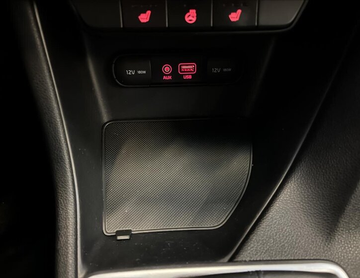 KIA Sportage SUV / Terénní 2,0 l 100 kw