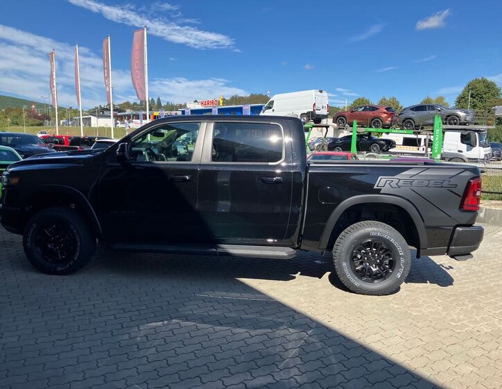 Dodge RAM Pick-up 3,0 l 313 kw