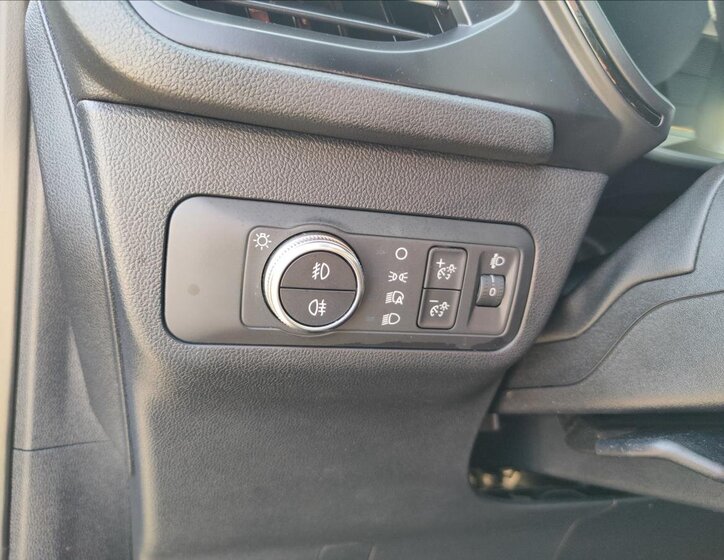 Ford Kuga SUV / Terénní 1,5 l 110 kw