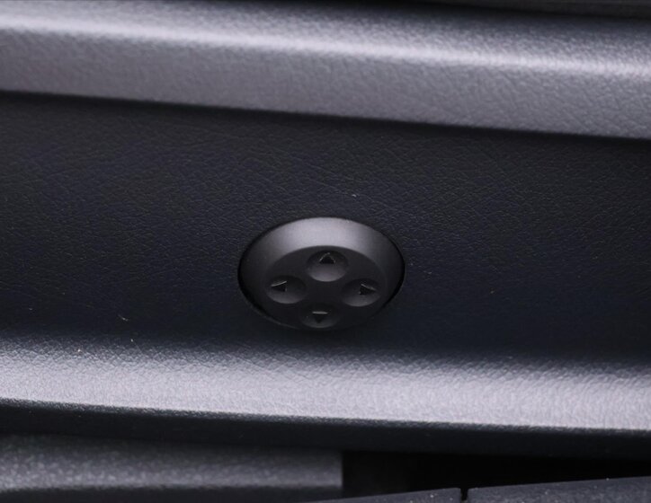 Mercedes-Benz CLA Sedan / Limuzína 2,0 l 140 kw