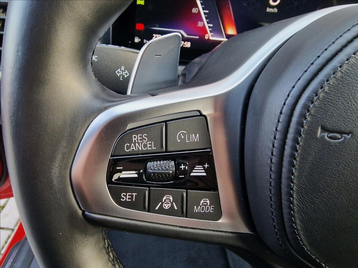 BMW Řada 3 Sedan / Limuzína 2,0 l 140 kw