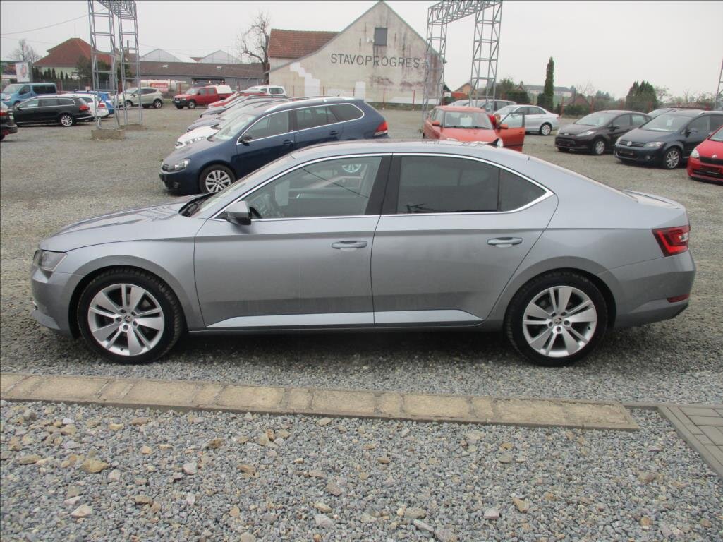 Škoda Superb Liftback 2,0 l 110 kw