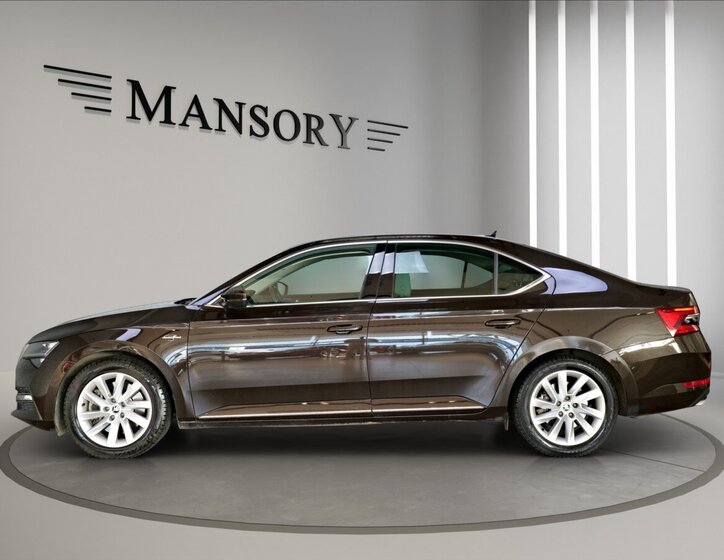 Škoda Superb Sedan 2,0 l 200 kw