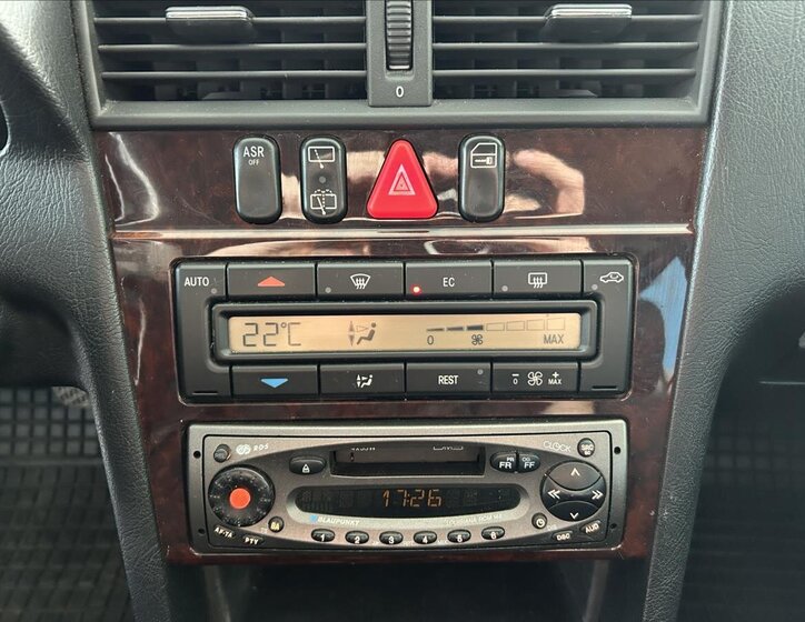 Mercedes-Benz Třídy C Kombi 2,0 l 141 kw