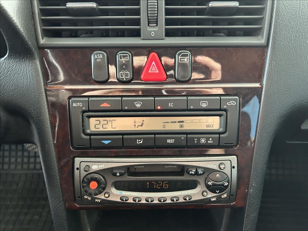 Mercedes-Benz Třídy C Kombi 2,0 l 141 kw