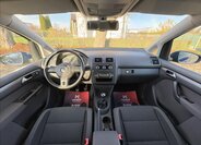 Volkswagen Touran MPV 1,2 l 77 kw