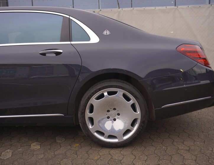 Mercedes-Benz Třídy S 9