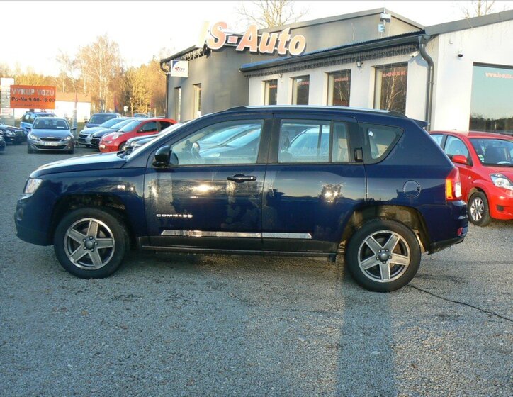 Jeep Compass SUV / Terénní 2,1 l 100 kw