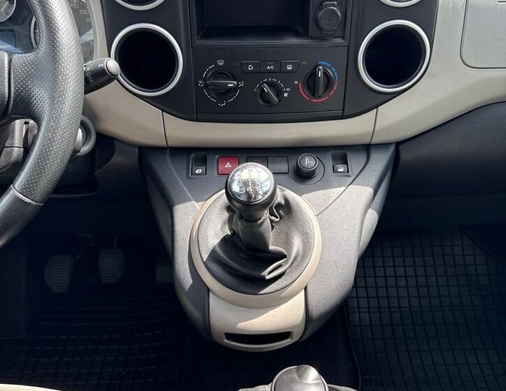 Peugeot Partner Tepee 17