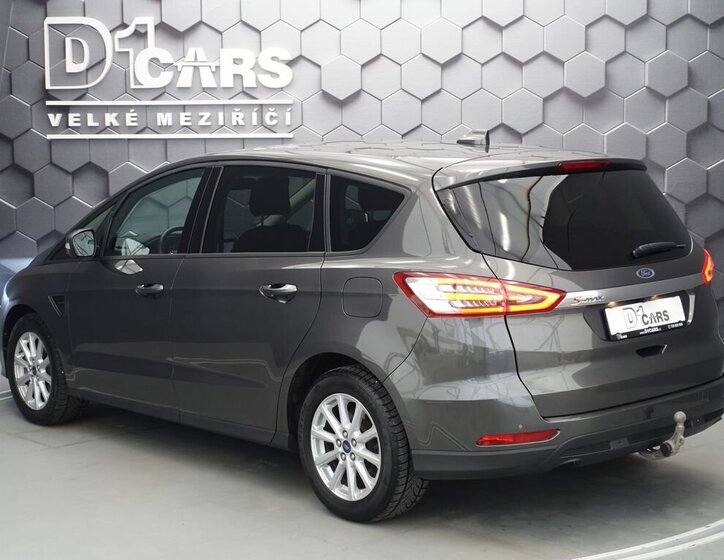 Ford S-MAX MPV 2,0 l 110 kw