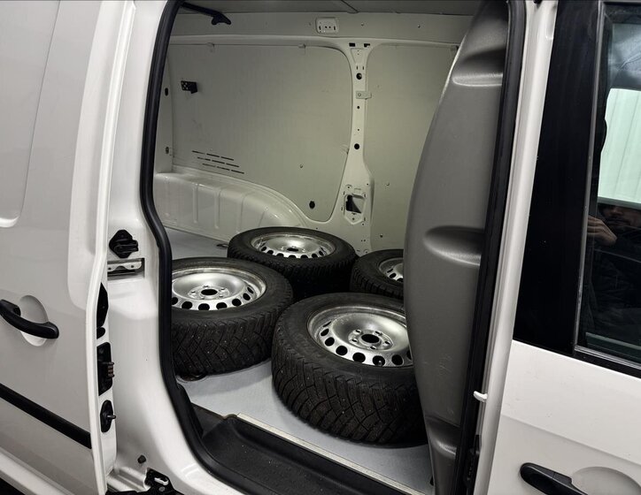 Volkswagen Caddy Ostatní 1,4 l 81 kw