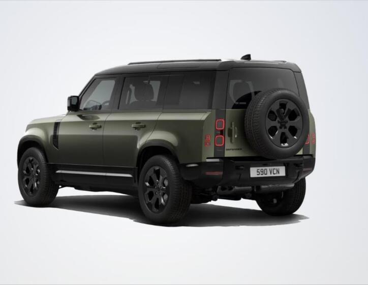 Land Rover Defender 3