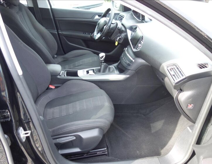 Peugeot 308 Kombi 1,6 l 88 kw