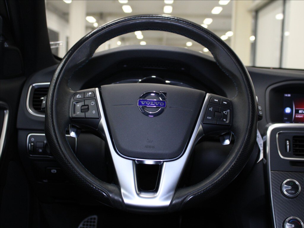 Volvo V60 Kombi 2,0 l 270 kw