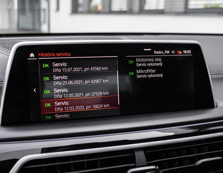 BMW Řada 7 Sedan 3,0 l 294 kw