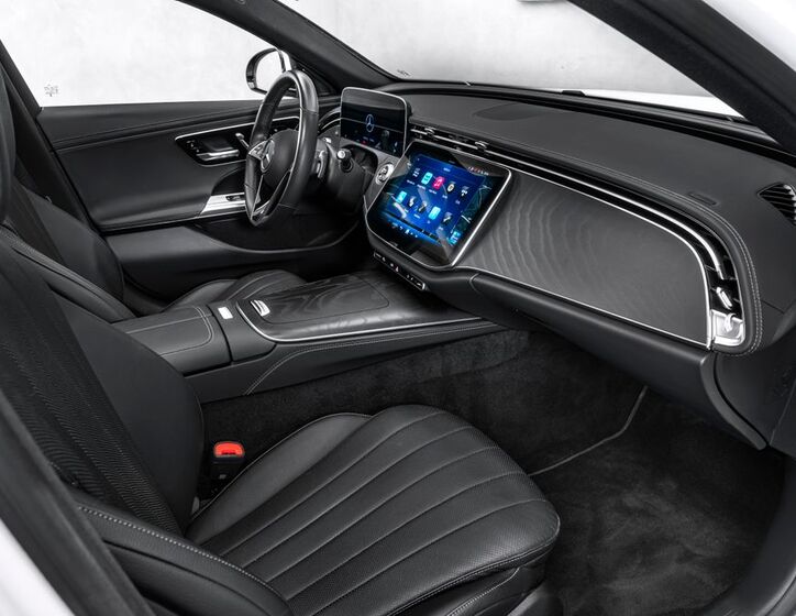 Mercedes-Benz Třídy E 12