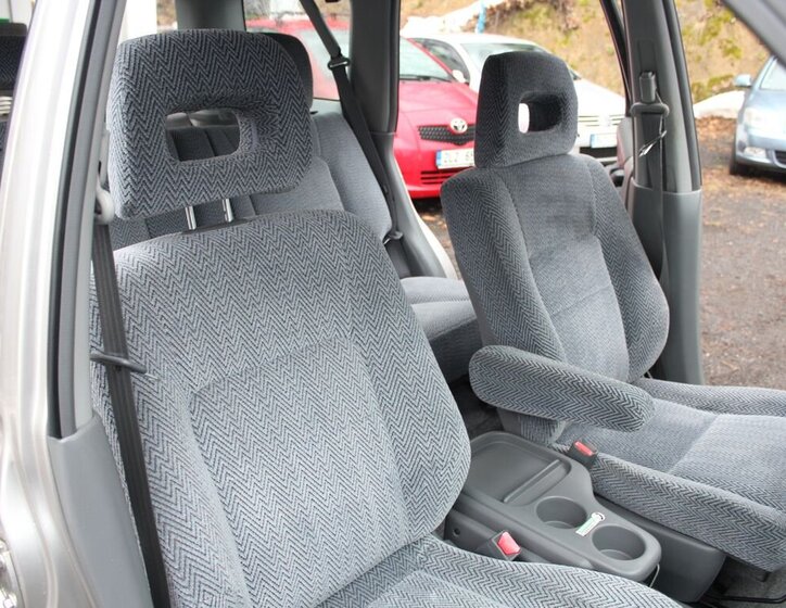 Honda CR-V SUV / Terénní 2,0 l 94 kw