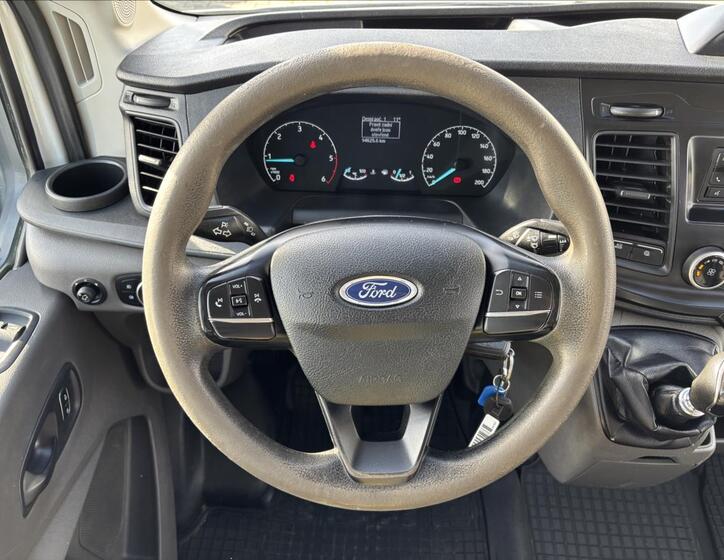 Ford Transit 16