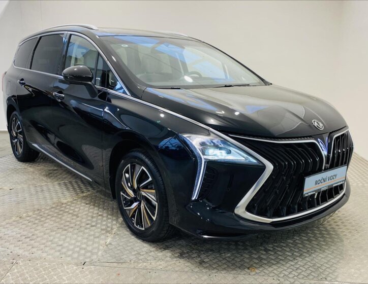 Dongfeng U-Tour Kombi 1,5 l 130 kw