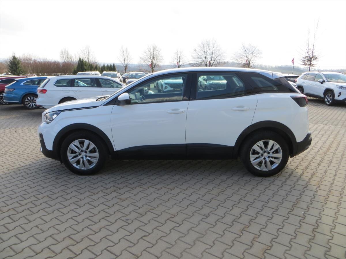 Peugeot 3008 SUV / Terénní 1,5 l 96 kw
