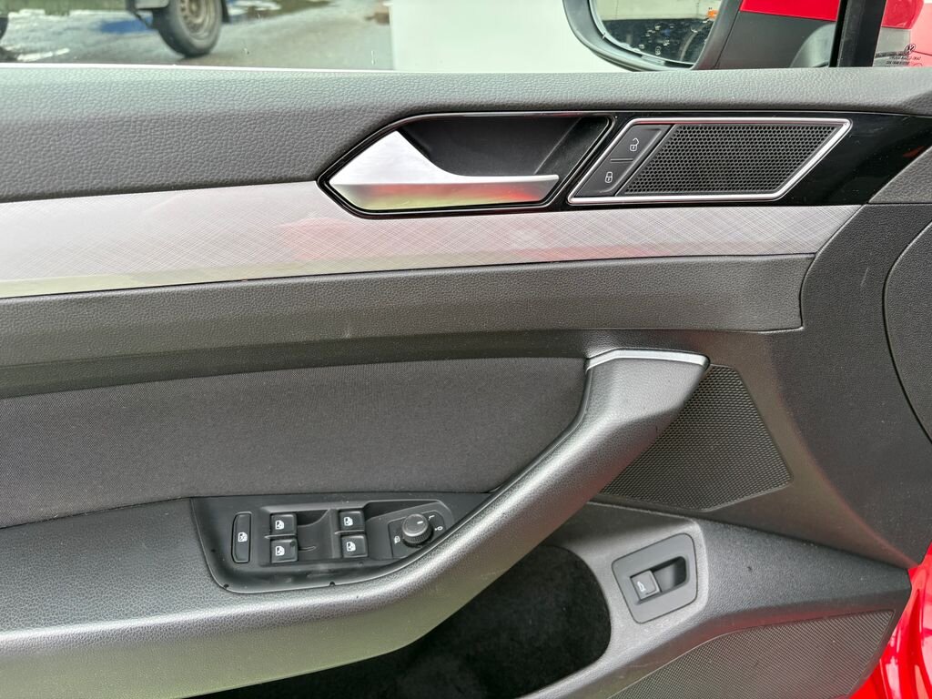 Volkswagen Passat Kombi 2,0 l 90 kw