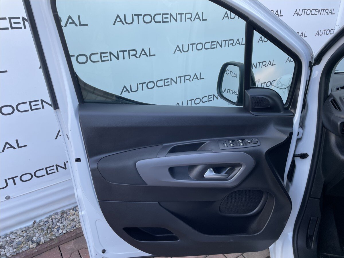 Toyota ProAce City Verso MPV 1,2 l 81 kw