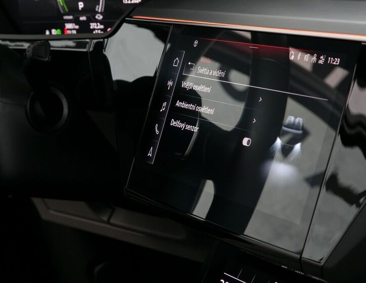 Audi e-tron SUV 0,0 300 kw