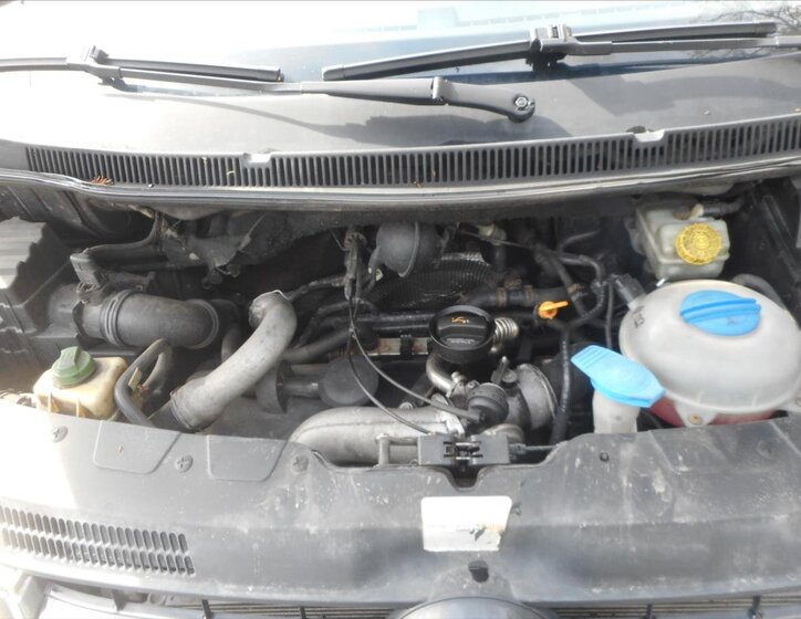 Volkswagen Multivan Kombi 2,5 l 128 kw