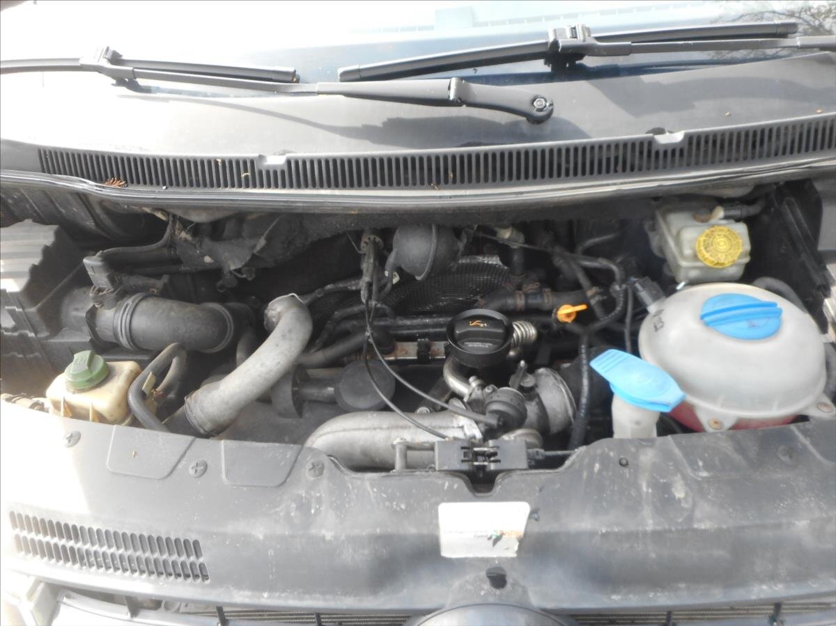 Volkswagen Multivan Kombi 2,5 l 128 kw