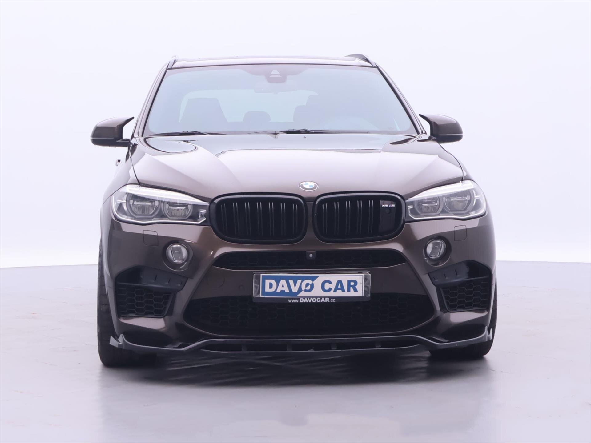 BMW X5 SUV / Terénní 4,4 l 423 kw